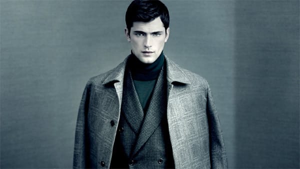 МЪЖЕТЕ МОДЕЛИ ПЕЧЕЛЯТ ПО-МАЛКО ОТ НЕЖНИЯ ПОЛ