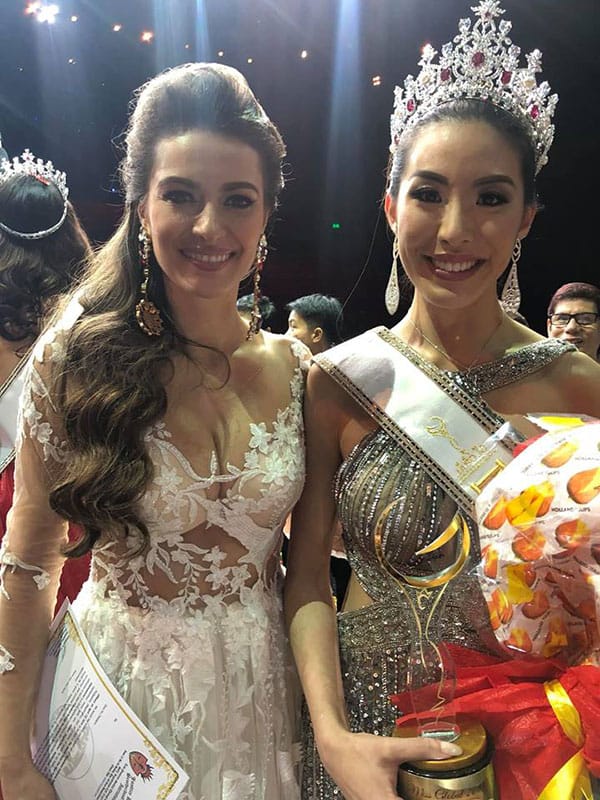 ЕЛИЪТ РЕНЦ И ИЗКУСТВОТО ДА СЕ ПРЕВЪРНЕШ В КОГОТО ПОЖЕЛАЕШ