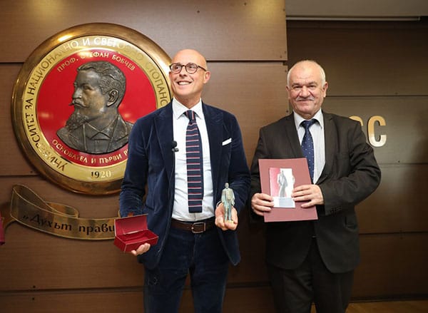 ПЕРСОНАЛНИЯТ МЪЖКИ СТИЛ E КЛЮЧ КЪМ УСПЕХА В БИЗНЕСА