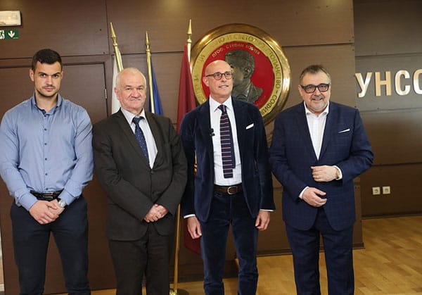 ПЕРСОНАЛНИЯТ МЪЖКИ СТИЛ E КЛЮЧ КЪМ УСПЕХА В БИЗНЕСА