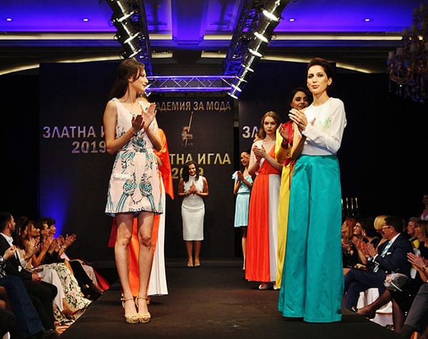 ФАНТАСТИЧЕН РЕВЮ-СПЕКТАКЪЛ ЗА 25-ИЯ РОЖДЕН ДЕН НА ЗЛАТНАТА ИГЛА