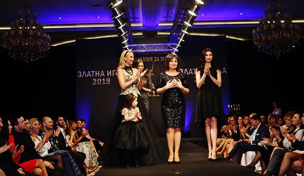 ФАНТАСТИЧЕН РЕВЮ-СПЕКТАКЪЛ ЗА 25-ИЯ РОЖДЕН ДЕН НА ЗЛАТНАТА ИГЛА