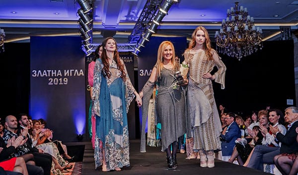 ФАНТАСТИЧЕН РЕВЮ-СПЕКТАКЪЛ ЗА 25-ИЯ РОЖДЕН ДЕН НА ЗЛАТНАТА ИГЛА