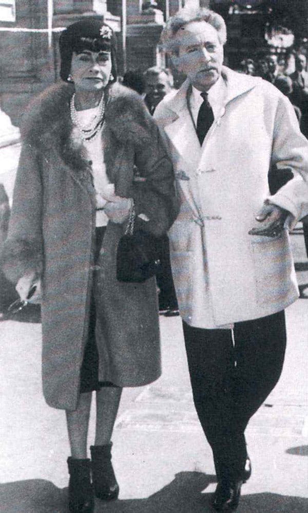 КОКО ШАНЕЛ: ТРИУМФЪТ НА ИЗТЪНЧЕНАТА ПРОСТОТА