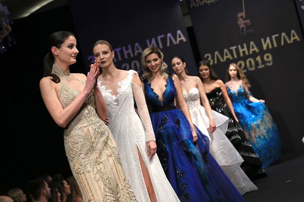 РАДОСЛАВА ЛАЗАРОВА СПЕЧЕЛИ 