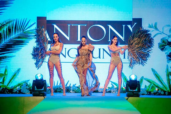 МОРСКИ БРИЗ И МОДНИ ТЕНДЕНЦИИ НА SUMMER FASHION WEEKEND