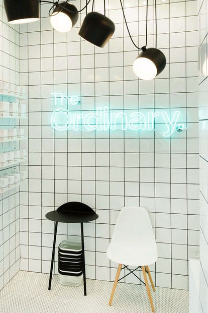 КОЯ Е ДОНАТЕЛА ВЕРСАЧЕ?