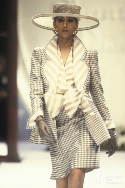 ПЕПИТЪТ, БЕЛЯЗАЛ МОДНА КЪЩА