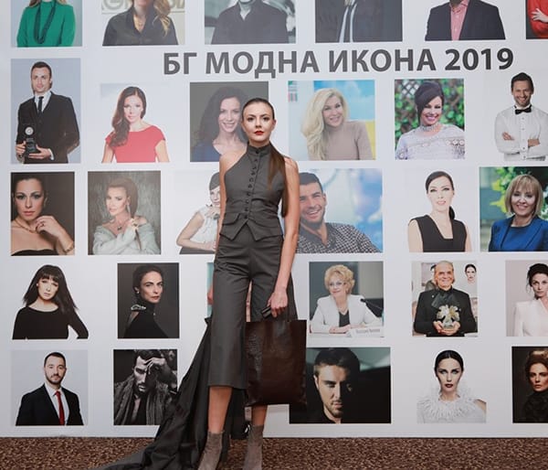 БЪЛГАРСКИ И ЧУЖДЕСТРАННИ МЛАДИ ДИЗАЙНЕРИ ПОКАЗАХА СВОИ ТВОРЕНИЯ НА БГ МОДНА ИКОНА 2019