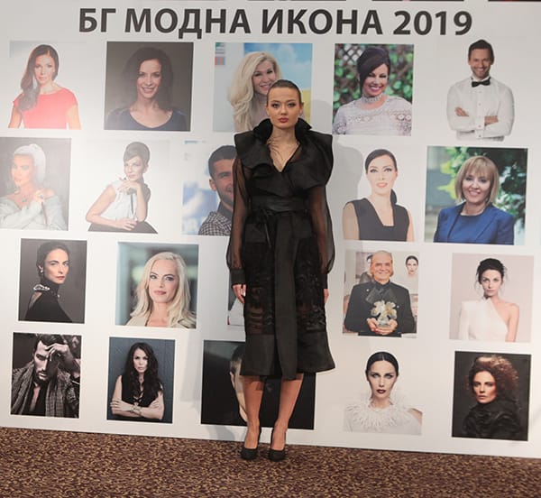 БЪЛГАРСКИ И ЧУЖДЕСТРАННИ МЛАДИ ДИЗАЙНЕРИ ПОКАЗАХА СВОИ ТВОРЕНИЯ НА БГ МОДНА ИКОНА 2019