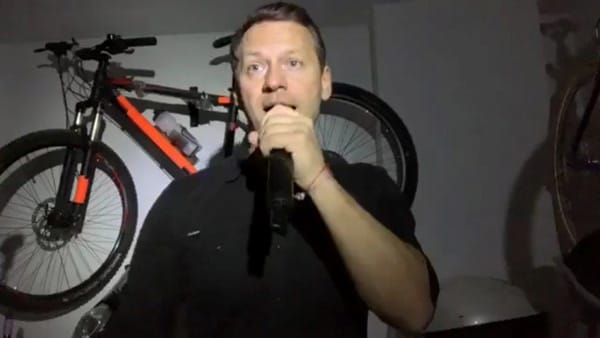 ПУБЛИЧНОСТ ПОД КАРАНТИНА