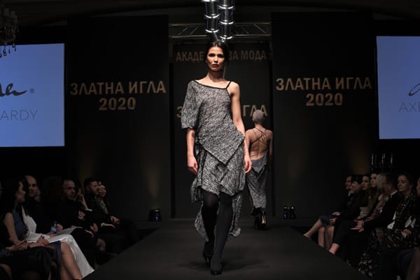 Златна игла