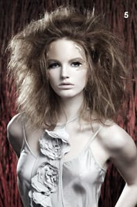 Снимки от изложбата на Даниел Рачев в кафе “The Collectio” в Челси