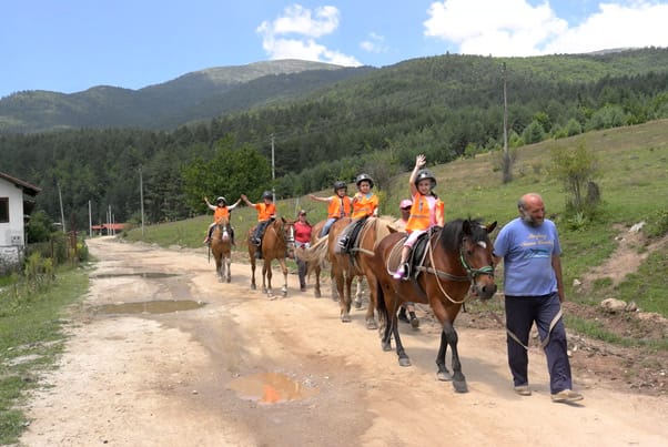 Защо да изберем летен лагер в планината, вместо на море?