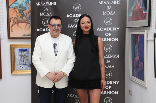 Стилен ревю-спектакъл на Вечерта на стила