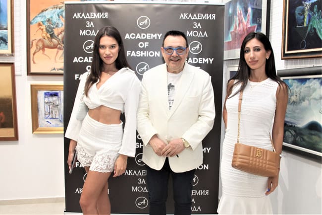 Стилен ревю-спектакъл на Вечерта на стила