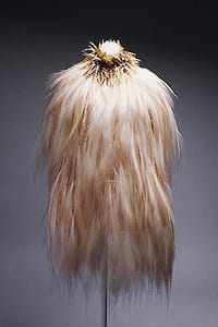 Вечерна рокля на „Ив Сен Лоран”