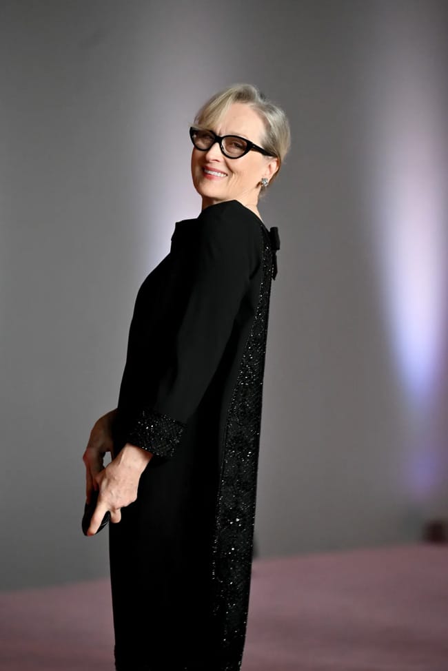 ВПЕЧАТЛЯВАЩИ ТОАЛЕТИ ЗА ГАЛА-ВЕЧЕРТА В МУЗЕЯ НА ФИЛМОВАТА АКАДЕМИЯ 2023