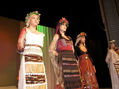 Модели на Светла Димитрова за “Ариес уникат”