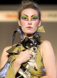 Модели, показани по време на седмицата на модата за домашни любимци в Ню Йорк