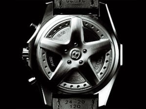 Модел от колекцията на Breitling за Bentley, най- евтиният модел от която е на цена от 11 400 долара