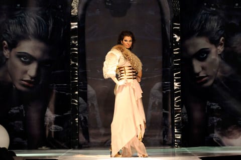 Модели на Виргиния Здравкова от колекция „Лаваца”