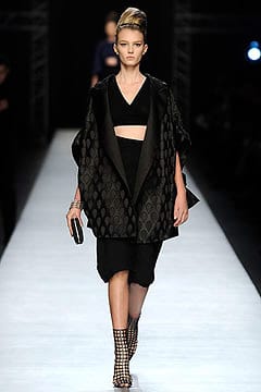 Стефано Пилати за „Ив Сен Лоран”, пролет-лято 2009