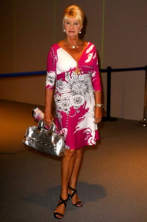 Ивана Тръмп в тентата на Брайън Парк, по време на седмицата на модата Mercedes- Benz, 9 септември 2008г. , Ню Йорк 