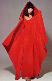 ИСЕЙ МИЯКЕ ИЛИ КОГАТО ИЗТОКЪТ СРЕЩА ЗАПАДА