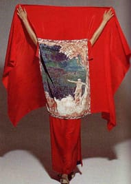 ИСЕЙ МИЯКЕ ИЛИ КОГАТО ИЗТОКЪТ СРЕЩА ЗАПАДА