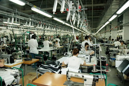 медиен десант в “Desizo Monni” 