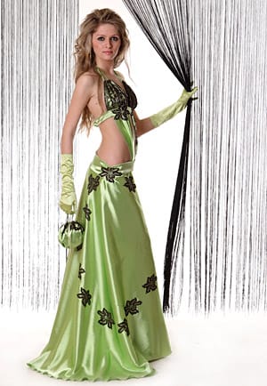 Предложение на Нина Тодорова за закачлива и екстравагантна абитуриентска визия