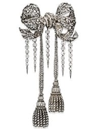 БРОШКАТА - ЕДНА ЗАБРАВЕНА РОМАНТИКА