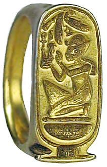 Пръстенът – символ на безкрая, властта и истинската любов