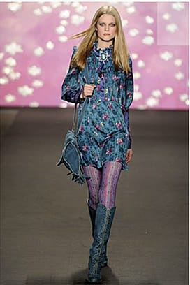 Чорапогащникът – новото дамско бижу