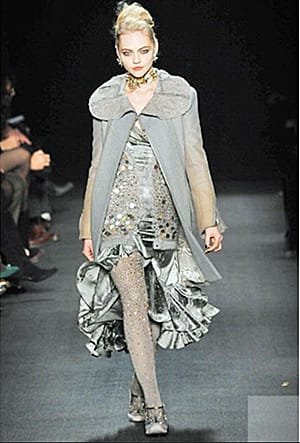 Чорапогащникът – новото дамско бижу