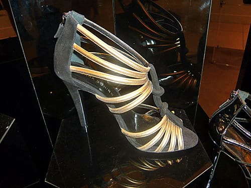 обувките – новите амулети за успех