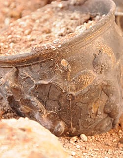 откриха Зидана сводеста гробница