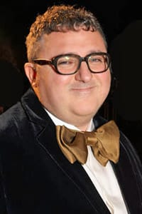 наградата на Парижани за дизайнера на “Ланвен”