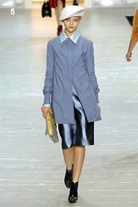 френски тип барета от колекцията на “Луи Вюитон”