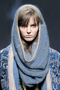 ШАПКАТА – ФУТУРИСТИЧНА ПРОВОКАЦИЯ ЗА НАЙ-СМЕЛИТЕ