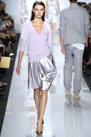 Деликатност в хипнотични цветове