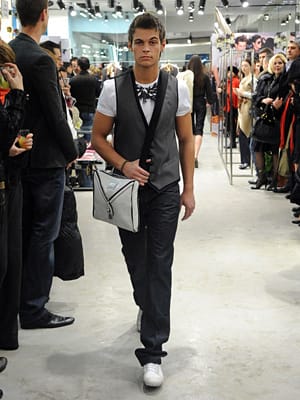 френска кокетност за закачливо излъчване