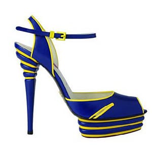 ЕКСТРАВАГАНТНОСТ НА ВИСОК ТОК