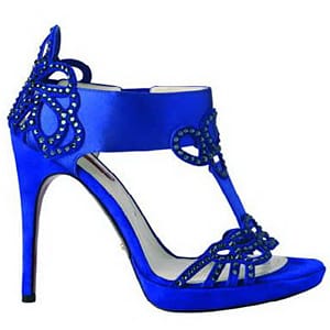 ЕКСТРАВАГАНТНОСТ НА ВИСОК ТОК