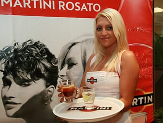 УСПЕШЕН ТАНДЕМ РАЖДА НАЙ-КРАСИВАТА НАПИТКА В СВЕТА