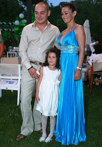 ВЕЧЕРИ НА МОДАТА С ПРАЗНИЧЕН ДУХ И КРАСОТА