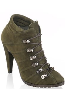 РЕТРО ШИК И ЕКСТРАВАГАНТЕН СЕКСАПИЛ ПРИ ОБУВКИТЕ ЗА ЕСЕНТА