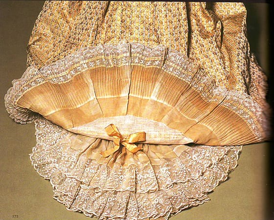 ЧАРЛЗ ФРЕДЕРИК УЪРТ: ПЪРВИЯТ ИМИДЖМЕЙКЪР В ИМПЕРИЯТА НА СТИЛА