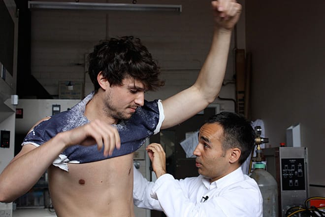 ДРЕХИ ОТ ... СПРЕЙ?!